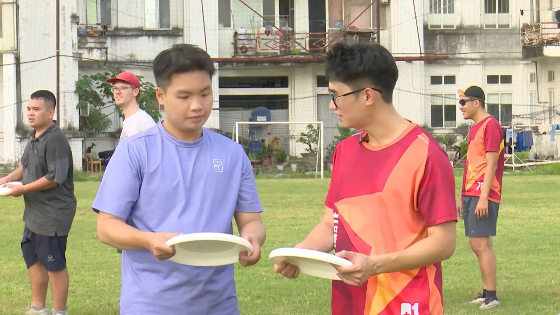 Ultimate Frisbee: Chạy hết tốc lực cùng bộ môn ném đĩa | HANOI Review | 18/09/2025